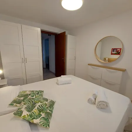 Apartment Gio' Iun R4245